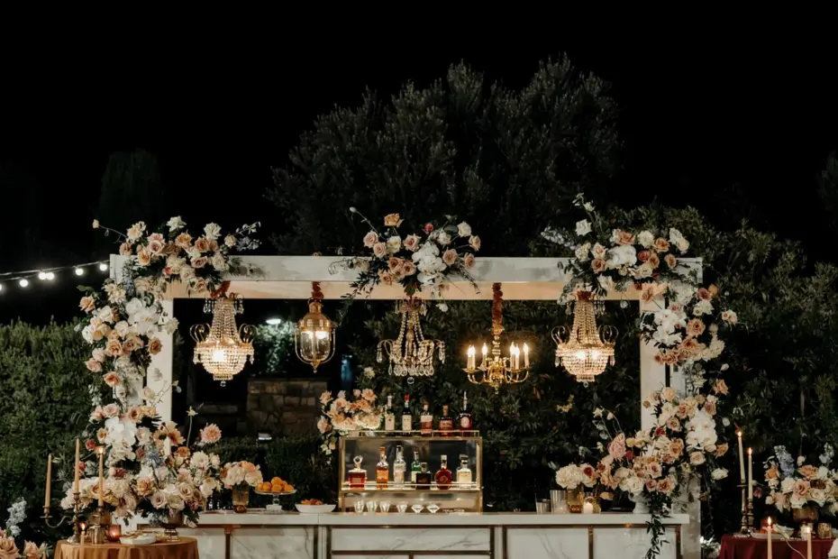 Disco Dinner Party Table Setting: Sparkle and Shine with Dazzling Lights 🪩