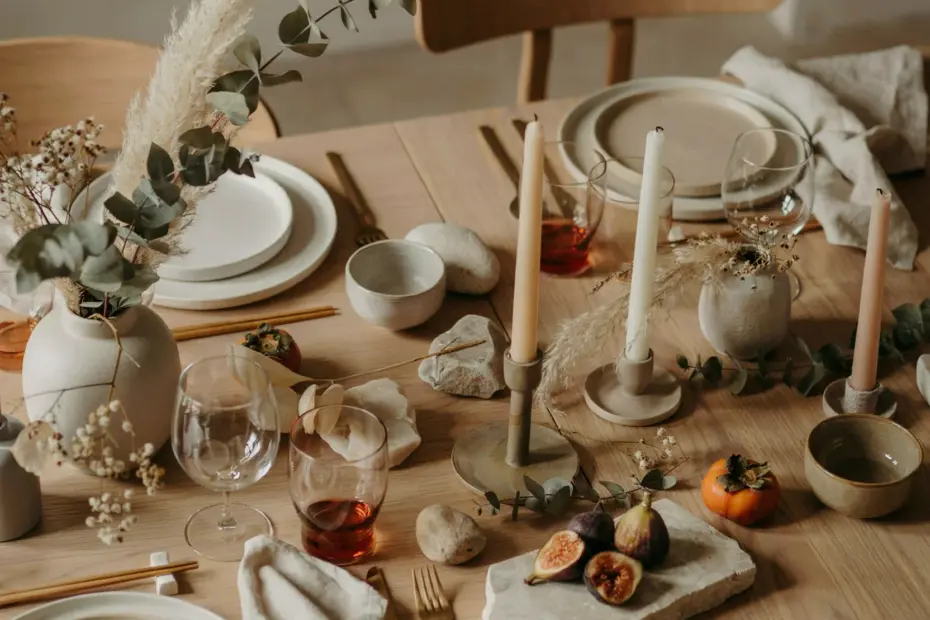 Graduation Table Ideas for a Dinner Party | Elegant 2026 Table Setting Decor
